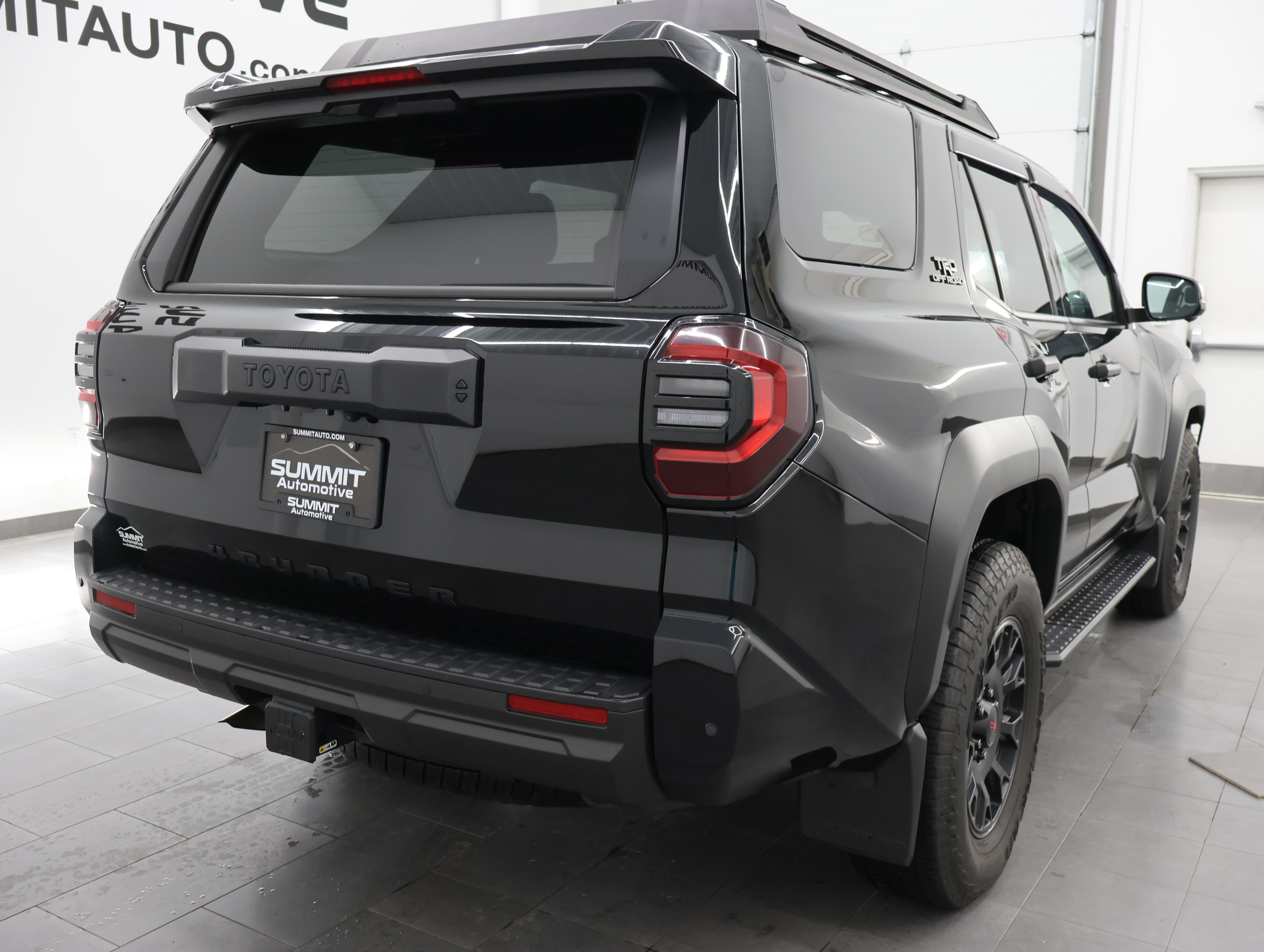 Used 2025 Toyota 4Runner TRD Off-Road Premium AWD/4WD image 5