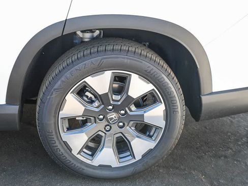 Used 2026 Honda Pilot Elite image 9