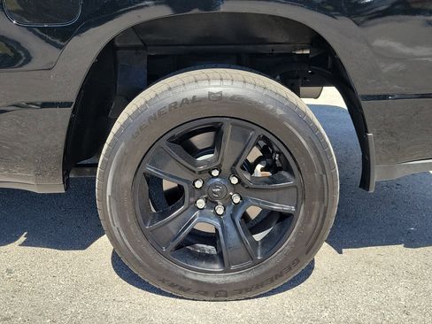 Used 2022 RAM 1500 Big Horn image 9