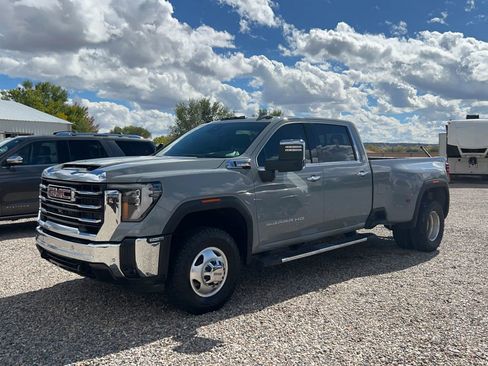 Used 2024 GMC Sierra 3500 SLT w/ SLT Premium Package image 2