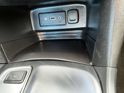Used 2020 Chevrolet Equinox LT AWD/4WD image 22