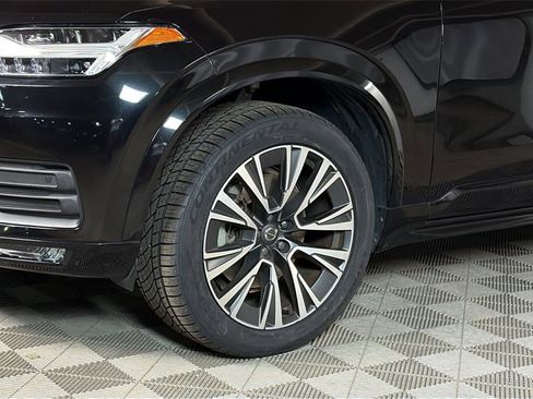 Used 2020 Volvo XC90 T6 Momentum w/ Protection Package Premier image 4