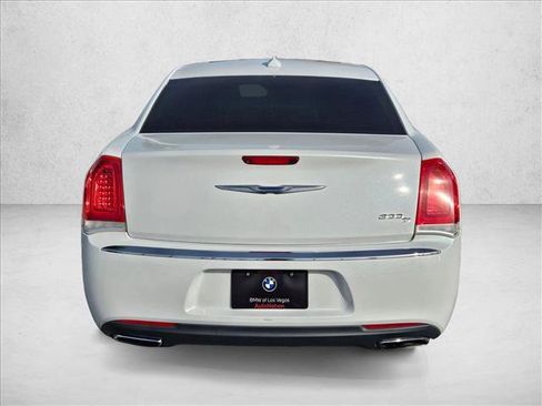 Used 2015 Chrysler 300 C w/ Harman/Kardon Audio Group image 6