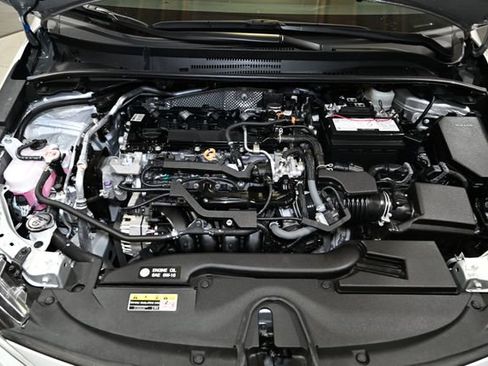 Used 2023 Toyota Corolla LE w/ Carpet Mat Package (TMS) FWD image 16