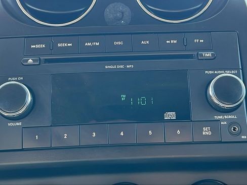 Used 2010 Jeep Patriot Sport AWD/4WD image 22