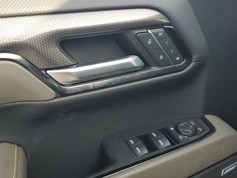 Used 2024 Chevrolet Silverado 1500 ZR2 w/ Technology Package image 46