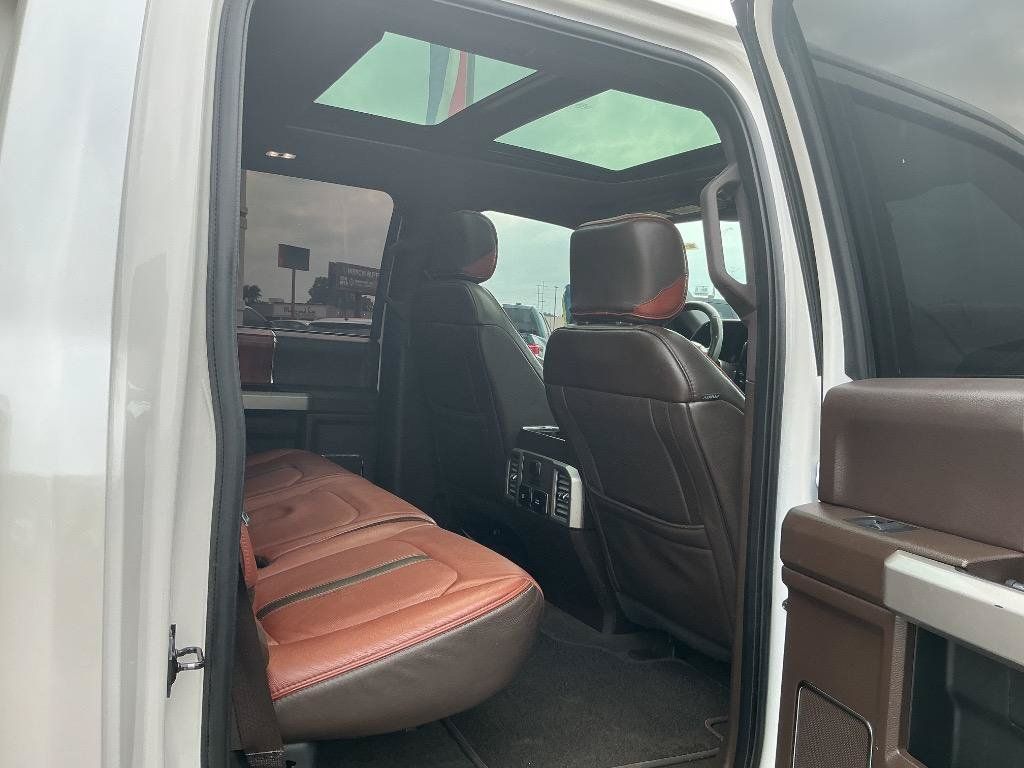 Used 2018 Ford F250 King Ranch w/ King Ranch Ultimate Package AWD/4WD image 12