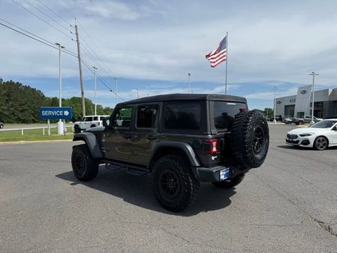 Used 2018 Jeep Wrangler Unlimited Sport AWD/4WD image 4