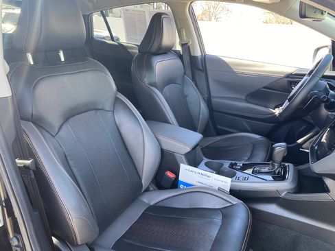 Used 2024 Subaru Crosstrek 2.5i Limited w/ Crosstrek Mirror Package image 21