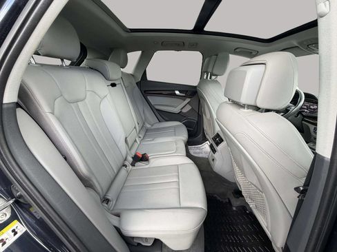 Used 2019 Audi Q5 Prestige AWD/4WD image 18