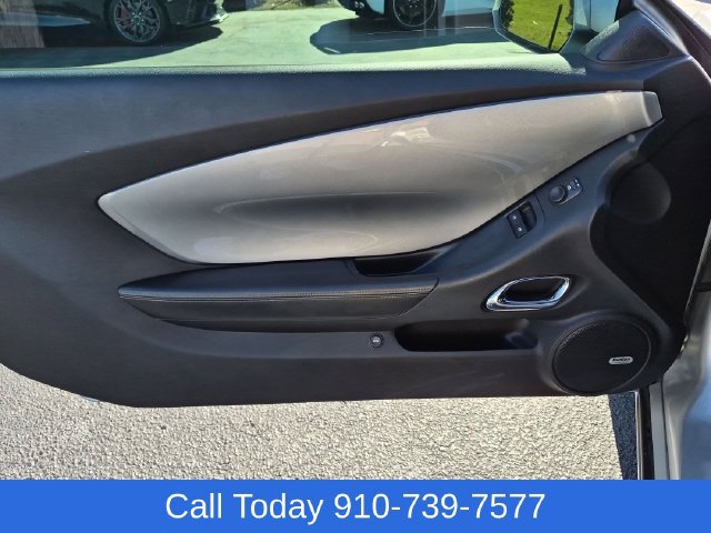 Used 2010 Chevrolet Camaro LT RWD image 11