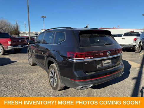 Used 2024 Volkswagen Atlas SE image 4