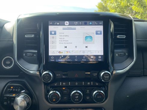 Used 2022 RAM 1500 Laramie image 17