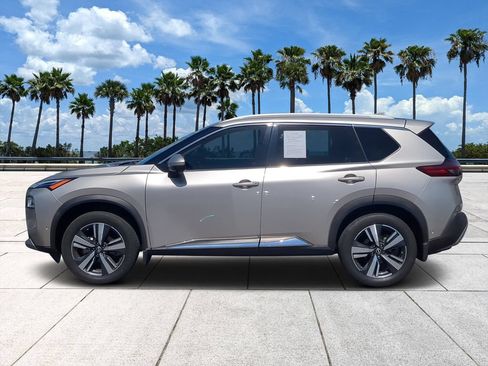 Used 2023 Nissan Rogue Platinum w/ Platinum Premium Package FWD image 6