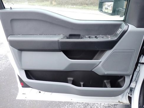 New 2025 Ford F350 XL w/ XL Chrome Package image 17