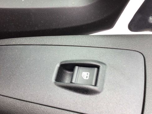 Used 2024 RAM ProMaster 2500 w/ Cold Weather Group image 9