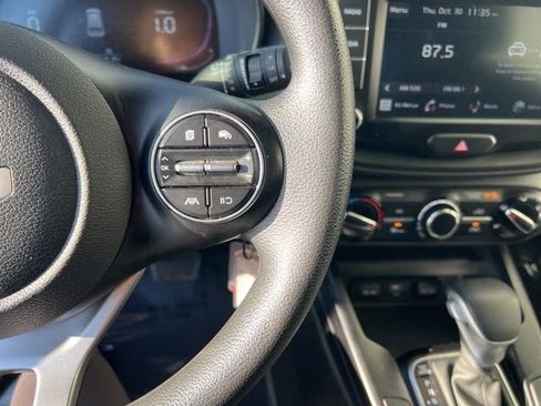 Used 2023 Kia Soul LX w/ Option Group 015 image 17