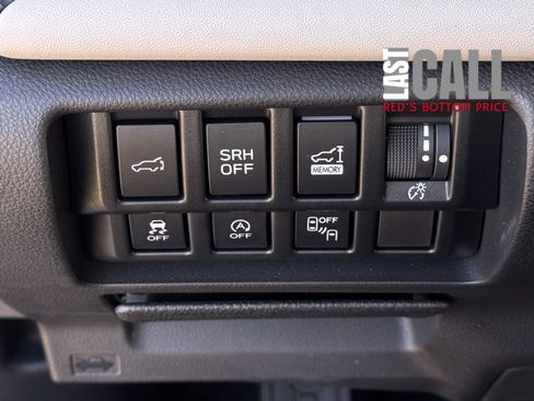 Used 2024 Subaru Forester Limited image 25