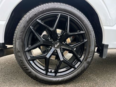 Used 2025 Ford F150 XL image 17