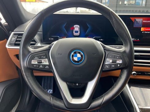 Used 2023 BMW i4 eDrive35 RWD image 48