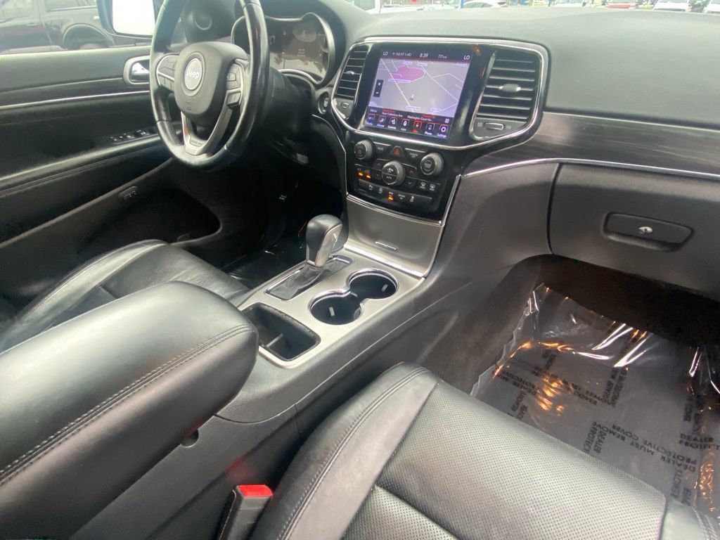 Used 2020 Jeep Grand Cherokee Limited w/ Luxury Group II RWD image 40