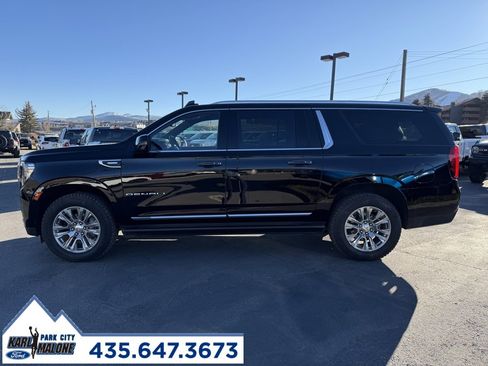 Used 2023 GMC Yukon XL Denali image 3
