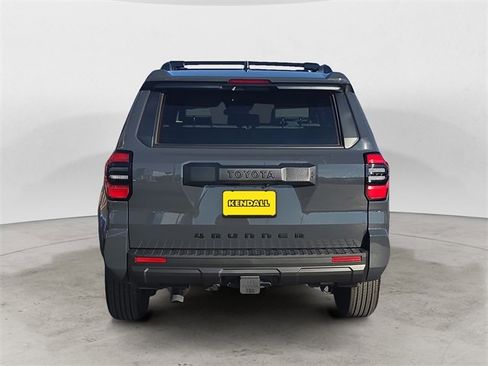 Used 2025 Toyota 4Runner SR5 image 4