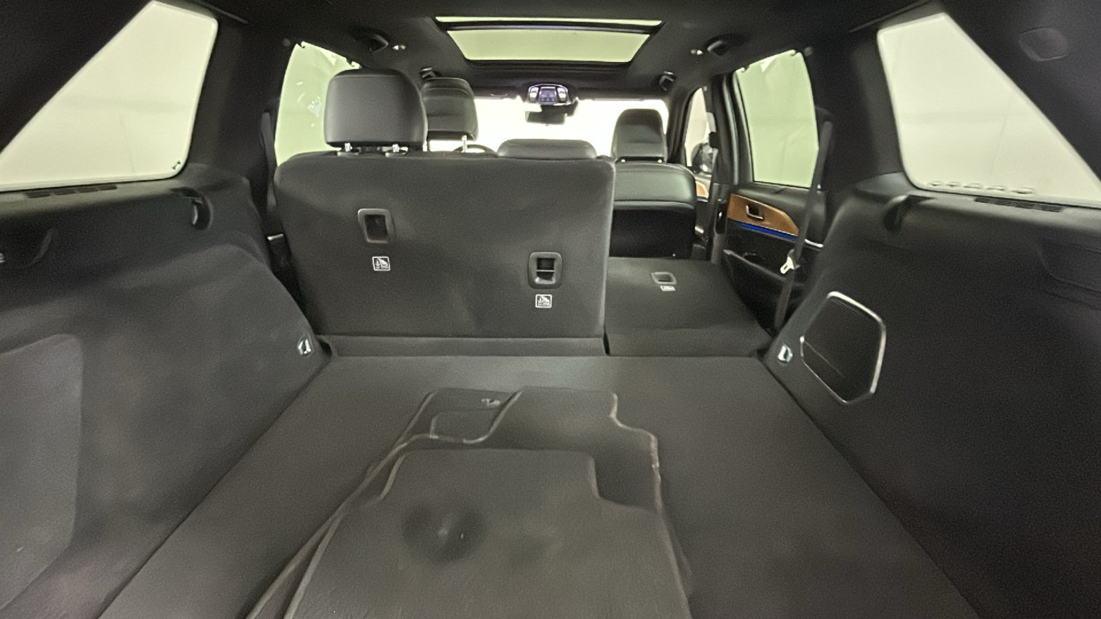 Used 2022 Jeep Grand Cherokee Summit AWD/4WD image 35