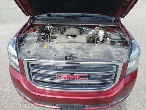 Used 2017 GMC Yukon SLT w/ Open Road Package AWD/4WD image 24