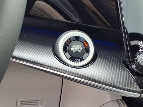 New 2026 Jeep Grand Wagoneer L Summit image 10