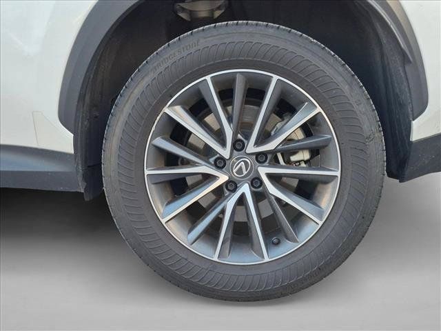 Used 2024 Lexus NX 250 FWD w/ Towing Package (2000 Lbs) image 15