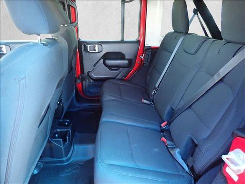 Used 2022 Jeep Wrangler Unlimited Sport AWD/4WD image 9