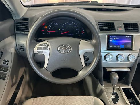 Used 2011 Toyota Camry LE w/ LE Extra-Value Pkg FWD image 15
