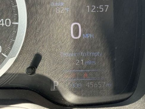 Used 2022 Toyota Corolla LE FWD image 16