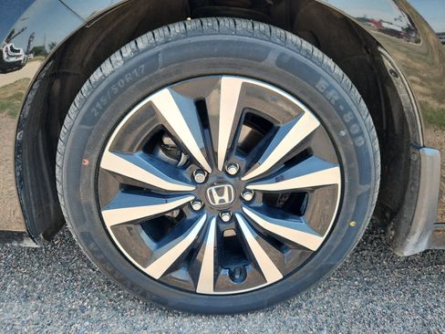 Used 2023 Honda Civic EX image 16