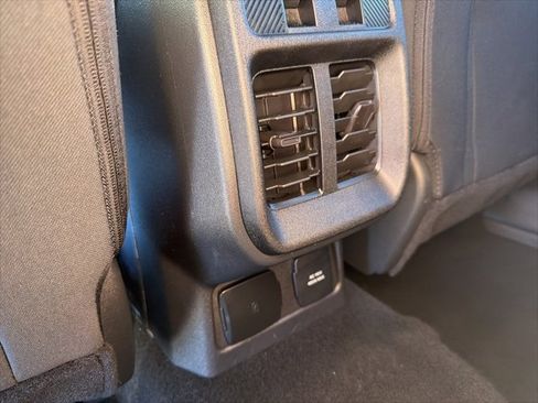 Used 2025 Ford Bronco Big Bend image 25