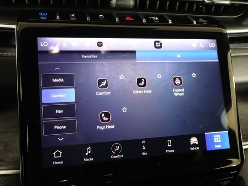 Used 2023 Jeep Grand Cherokee 4WD 4xe image 40