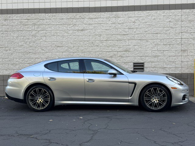 Used 2015 Porsche Panamera 4 AWD/4WD image 16