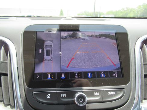Used 2020 Chevrolet Equinox Premier FWD image 28