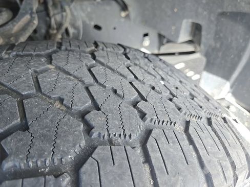 Used 2019 Ford F150 Raptor w/ Equipment Group 802A Luxury image 41