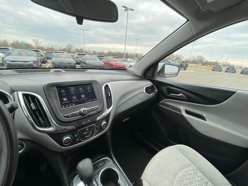 Used 2024 Chevrolet Equinox LT image 10