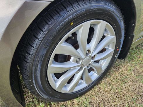 Used 2015 Kia Optima EX image 17