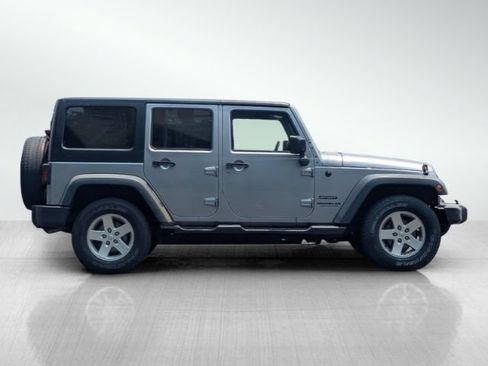 Used 2015 Jeep Wrangler Unlimited Sport w/ Quick Order Package 24S AWD/4WD image 3