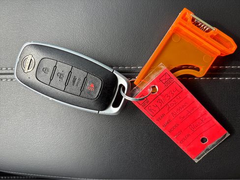 Used 2024 Nissan Sentra SV image 30