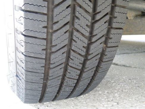 Used 2017 Nissan NV 3500 SV image 37