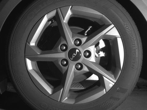 Used 2025 Kia K4 LXS image 14