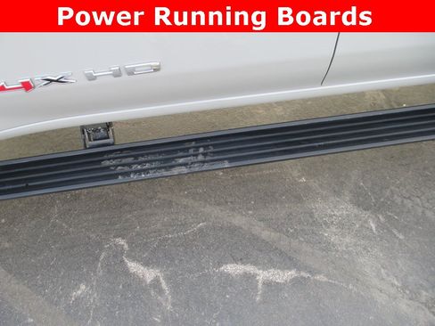 Certified 2024 GMC Sierra 2500 AT4X w/ AT4X AEV Edition image 13