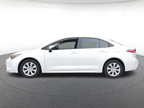 Used 2026 Toyota Corolla LE FWD image 4