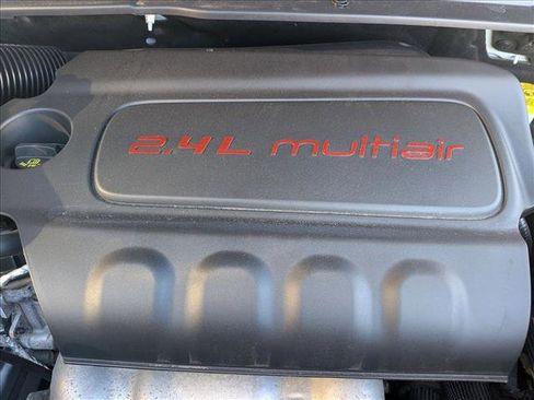 Used 2022 Jeep Compass Limited image 21