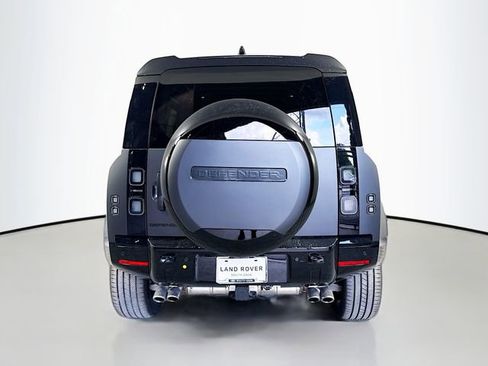 New 2026 Land Rover Defender 110 V8 AWD/4WD image 6